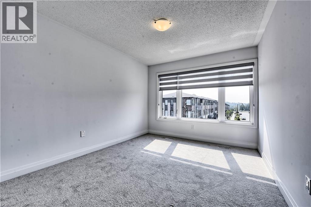 Property at 48 WINDTREE Way image 5