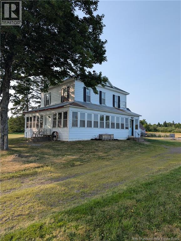 1686 Route 107, Williamsburg, New Brunswick