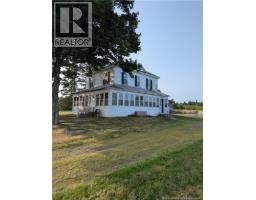 1686 Route 107, Williamsburg, New Brunswick