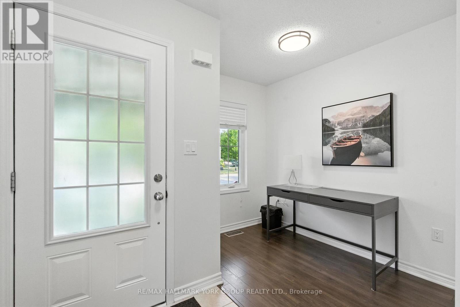 Property at 40 HUTT CRESCENT image 5