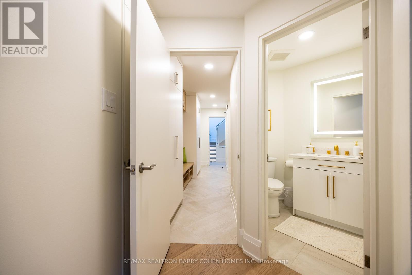10 Penwood Crescent, Toronto, Ontario  M3B 2B9 - Photo 15 - C12317000