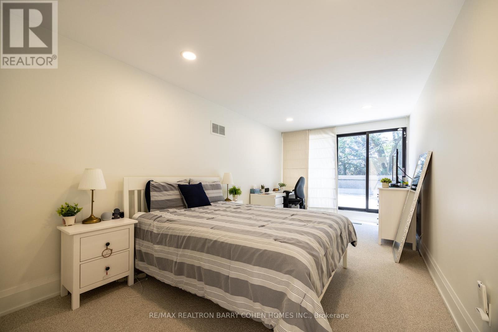 10 Penwood Crescent, Toronto, Ontario  M3B 2B9 - Photo 35 - C12317000