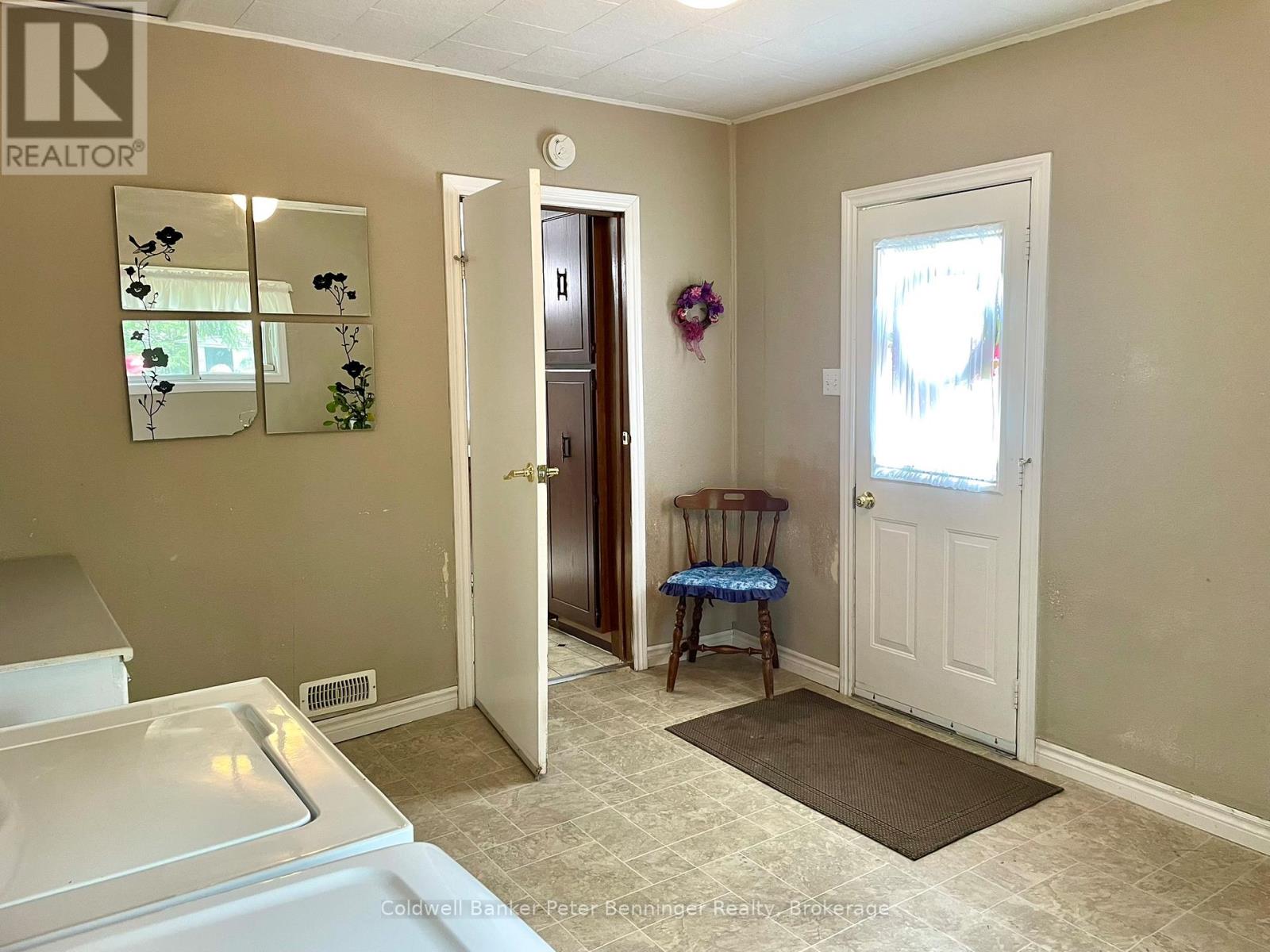 105 Mcgivern Street W, Brockton, Ontario  N0G 2V0 - Photo 19 - X12337667
