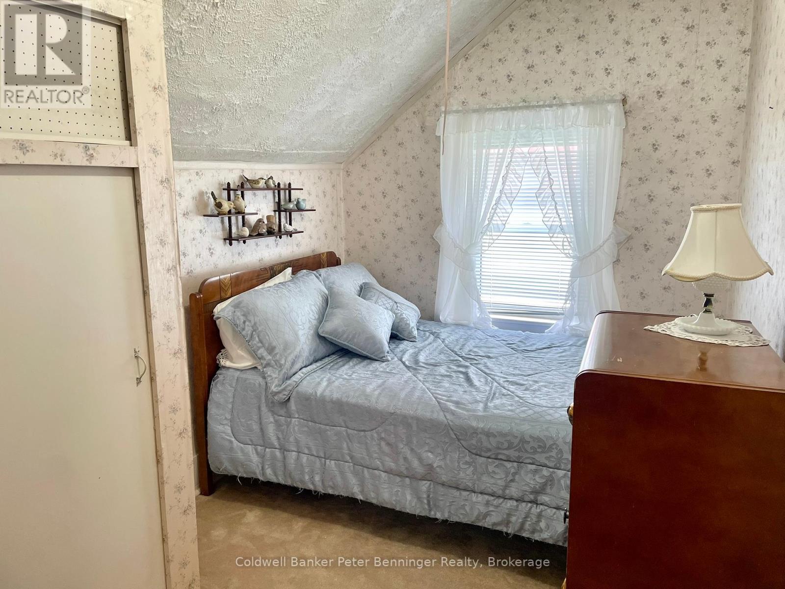 105 Mcgivern Street W, Brockton, Ontario  N0G 2V0 - Photo 25 - X12337667