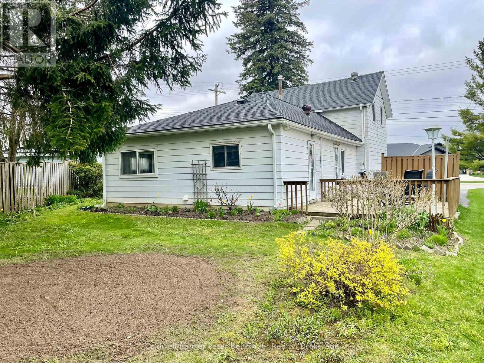105 Mcgivern Street W, Brockton, Ontario  N0G 2V0 - Photo 31 - X12337667