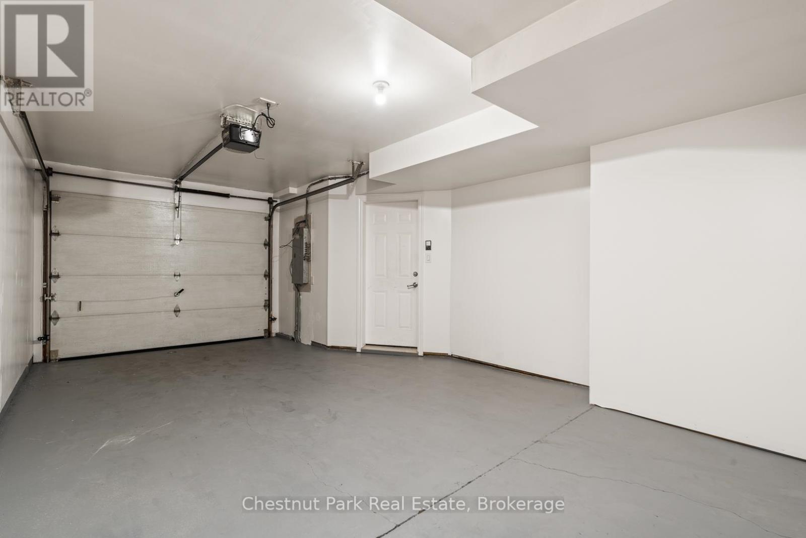 13 - 37 Silver Street, Huntsville, Ontario  P1H 1M2 - Photo 33 - X12337695