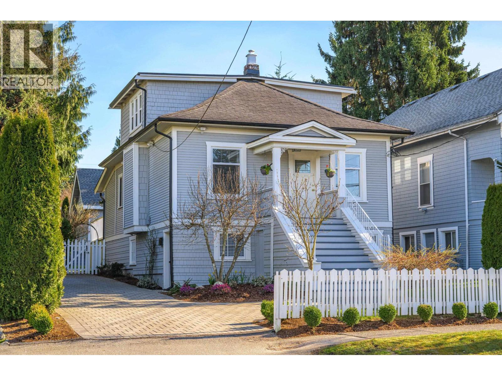 Property at 234 EIGHTH AVENUE image 4