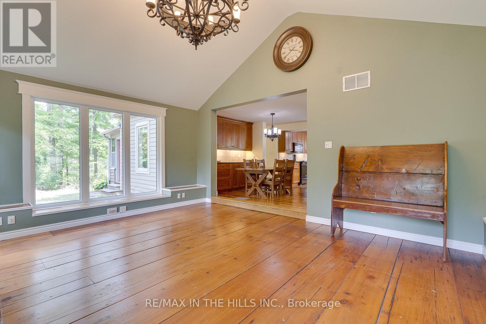 Property at 2651 FORKS OF THE CREDIT ROAD image 4