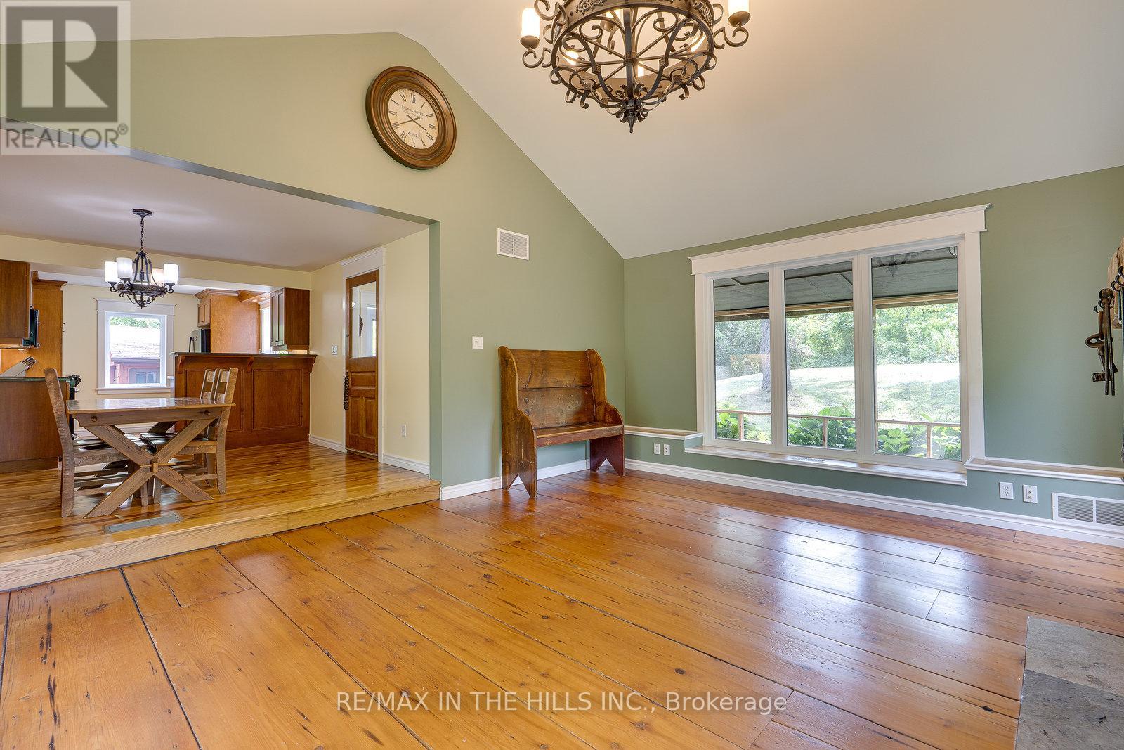 Property at 2651 FORKS OF THE CREDIT ROAD image 5