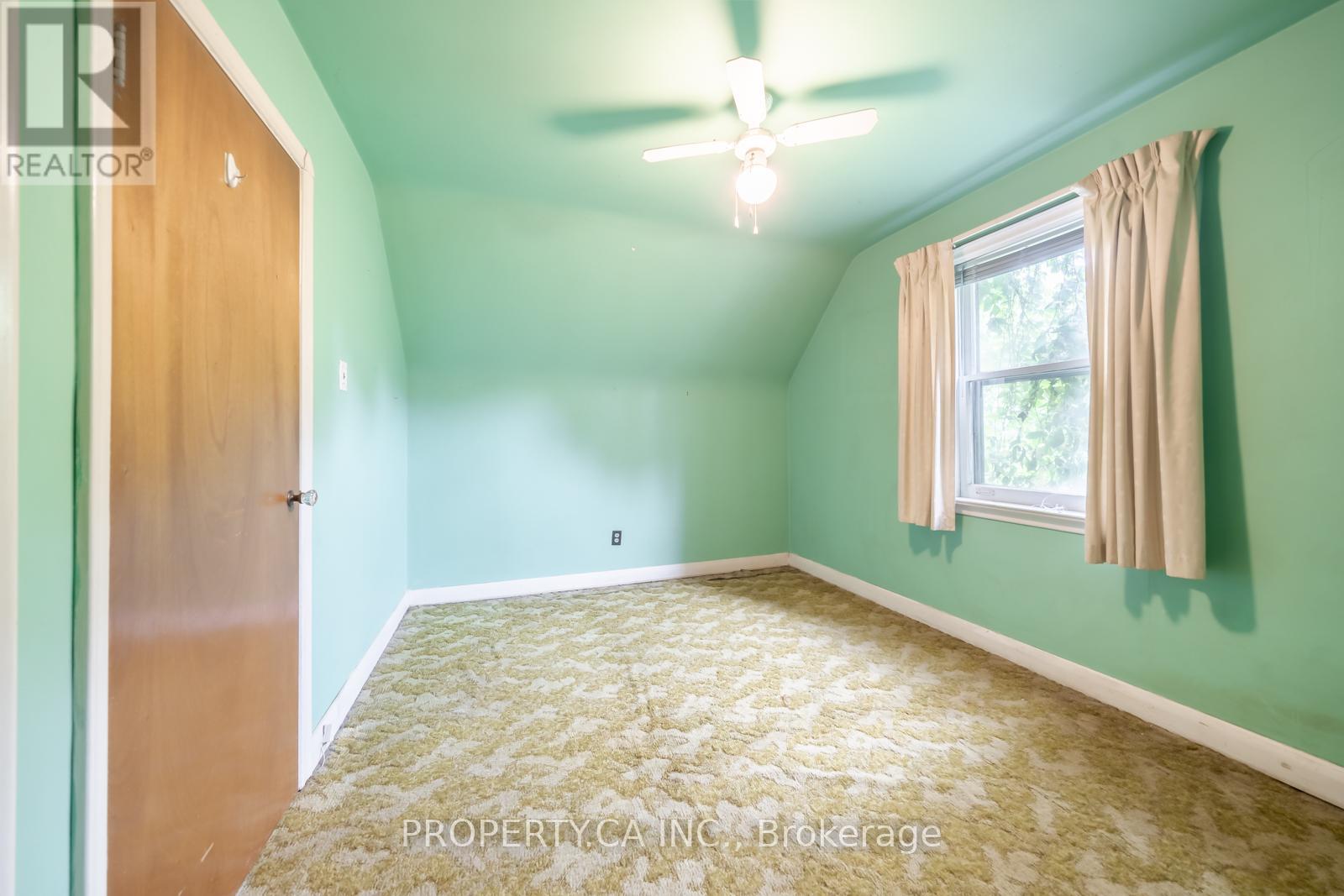 1622 Alexandra Boulevard, Mississauga, Ontario  L5E 2B7 - Photo 17 - W12337528