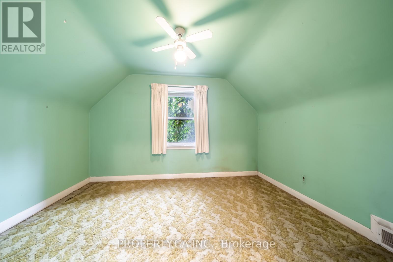 1622 Alexandra Boulevard, Mississauga, Ontario  L5E 2B7 - Photo 19 - W12337528