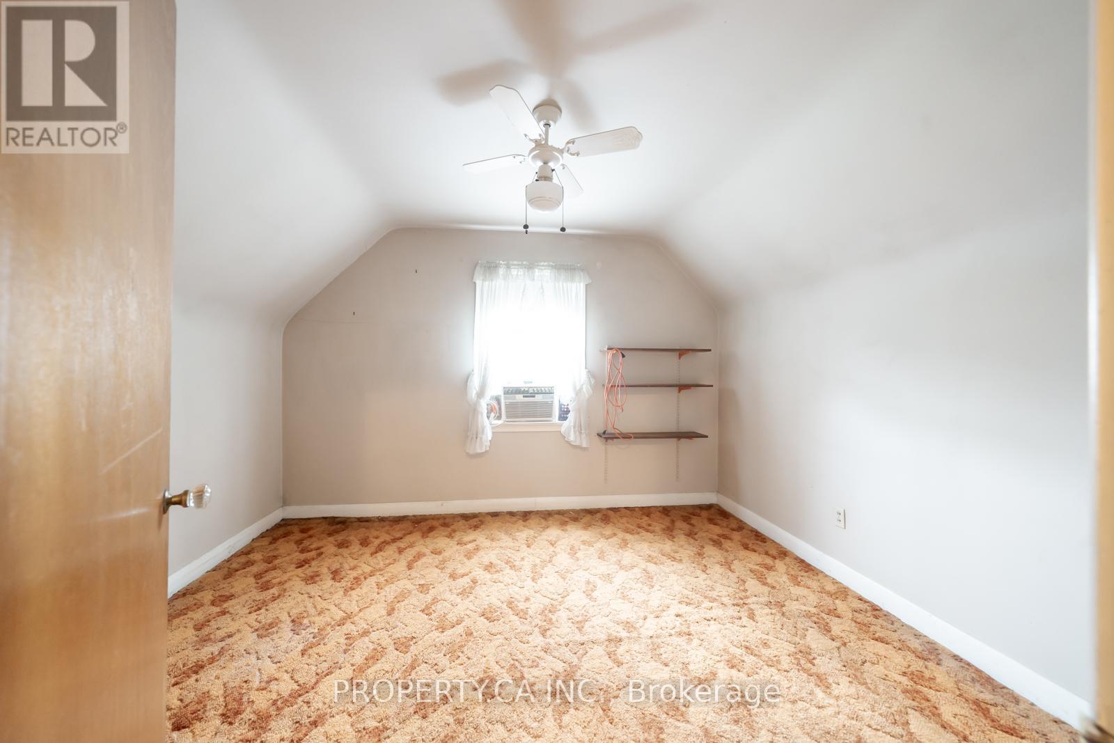 1622 Alexandra Boulevard, Mississauga, Ontario  L5E 2B7 - Photo 20 - W12337528