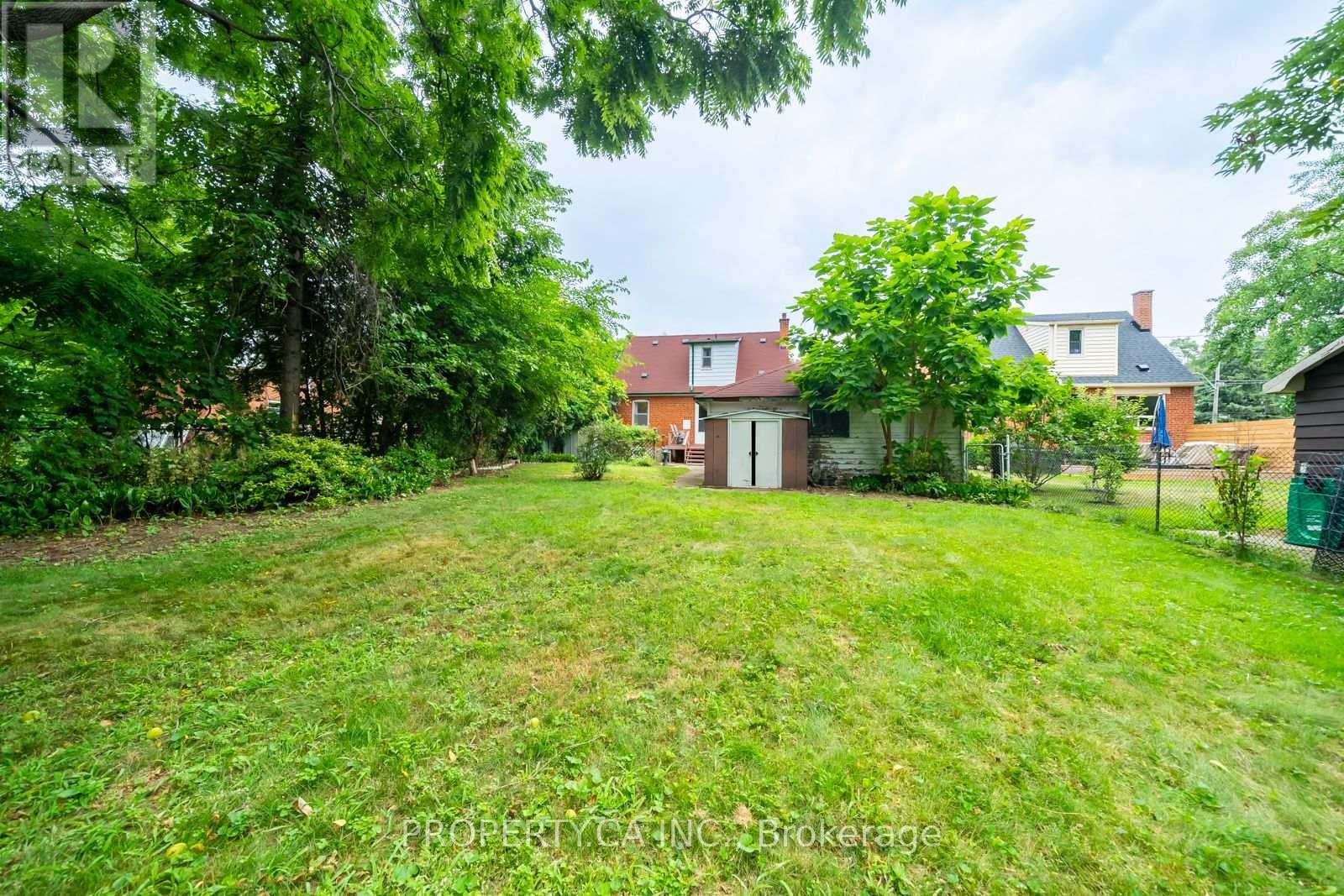 1622 Alexandra Boulevard, Mississauga, Ontario  L5E 2B7 - Photo 35 - W12337528