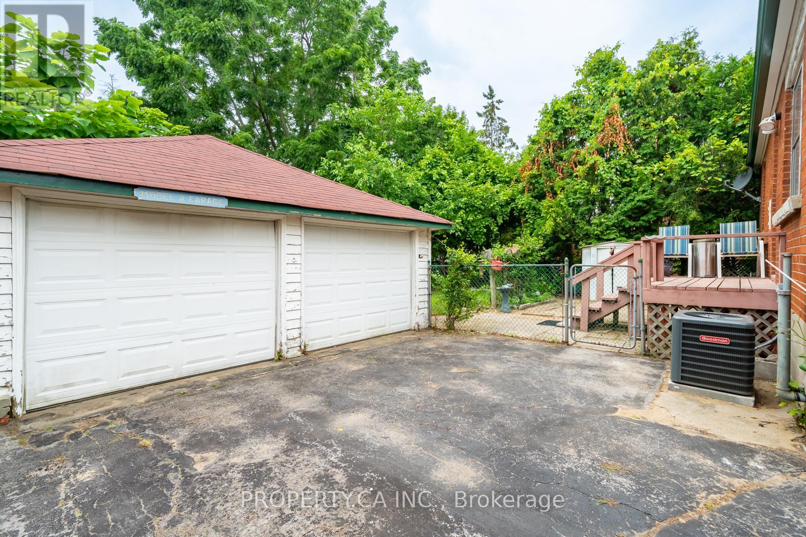 1622 Alexandra Boulevard, Mississauga, Ontario  L5E 2B7 - Photo 38 - W12337528