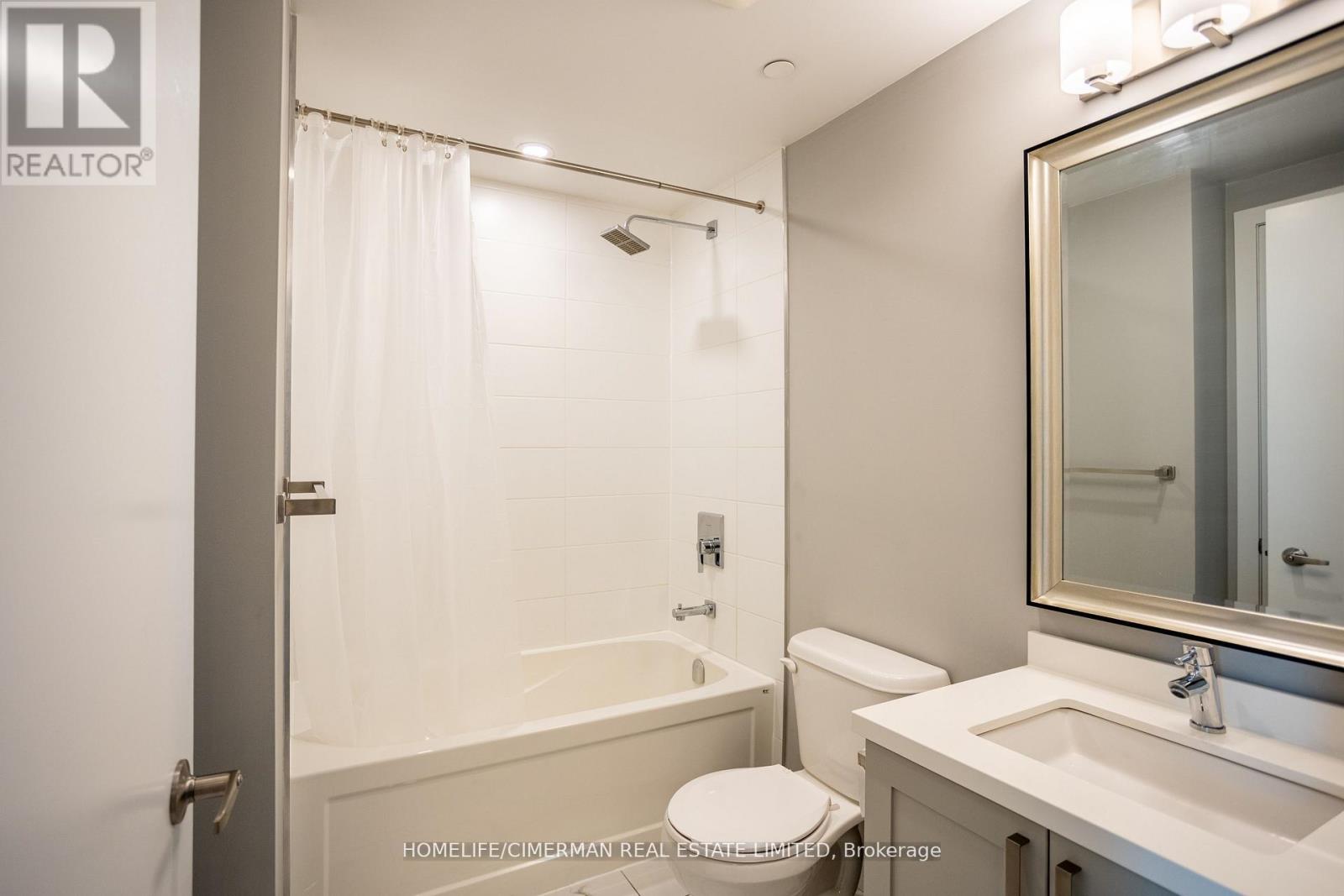 C323 - 5260 Dundas Street, Burlington, Ontario  L7L 0J7 - Photo 16 - W12337623