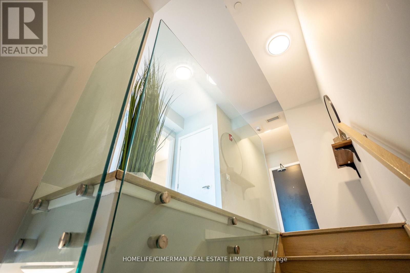 C323 - 5260 Dundas Street, Burlington, Ontario  L7L 0J7 - Photo 18 - W12337623