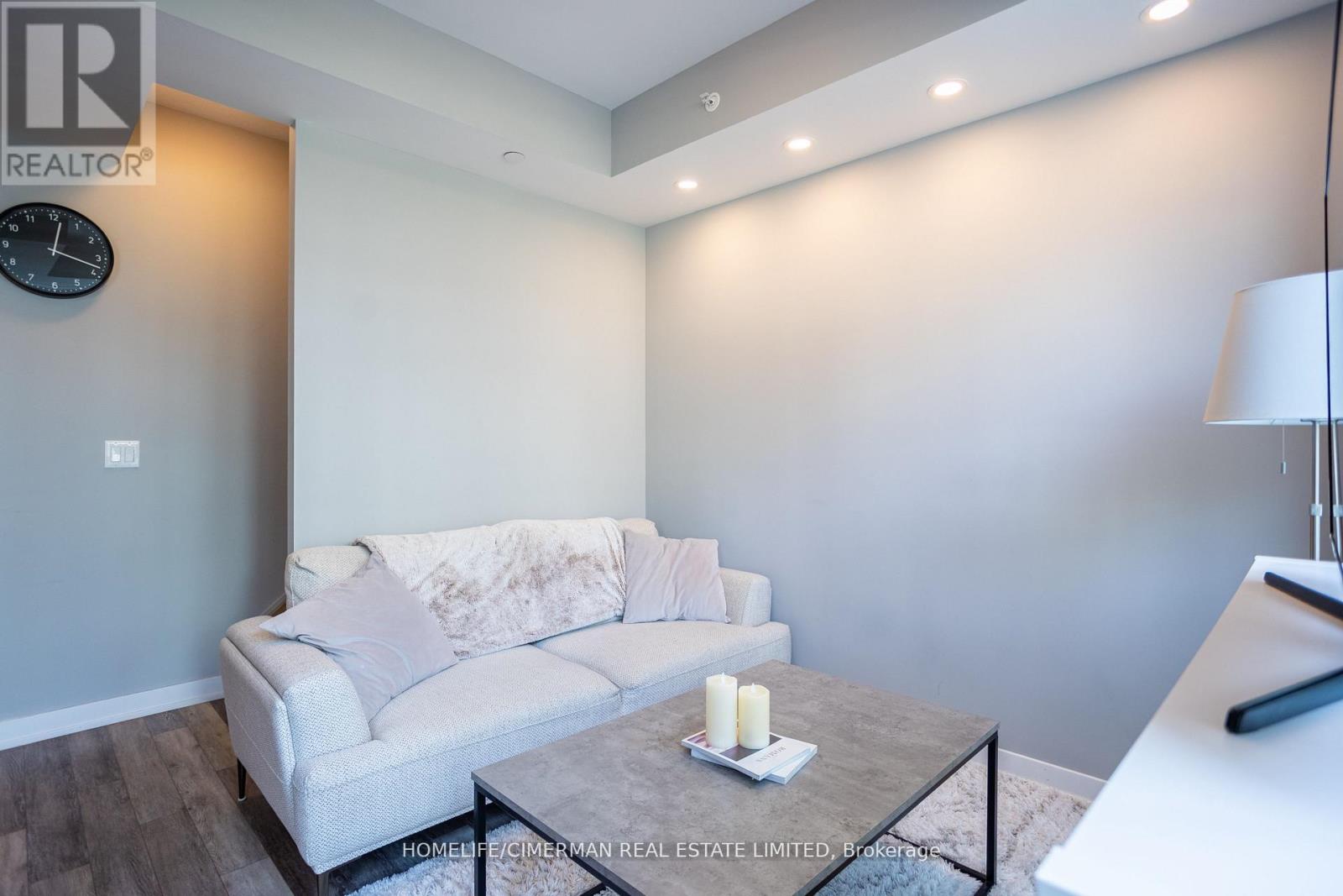 C323 - 5260 Dundas Street, Burlington, Ontario  L7L 0J7 - Photo 20 - W12337623