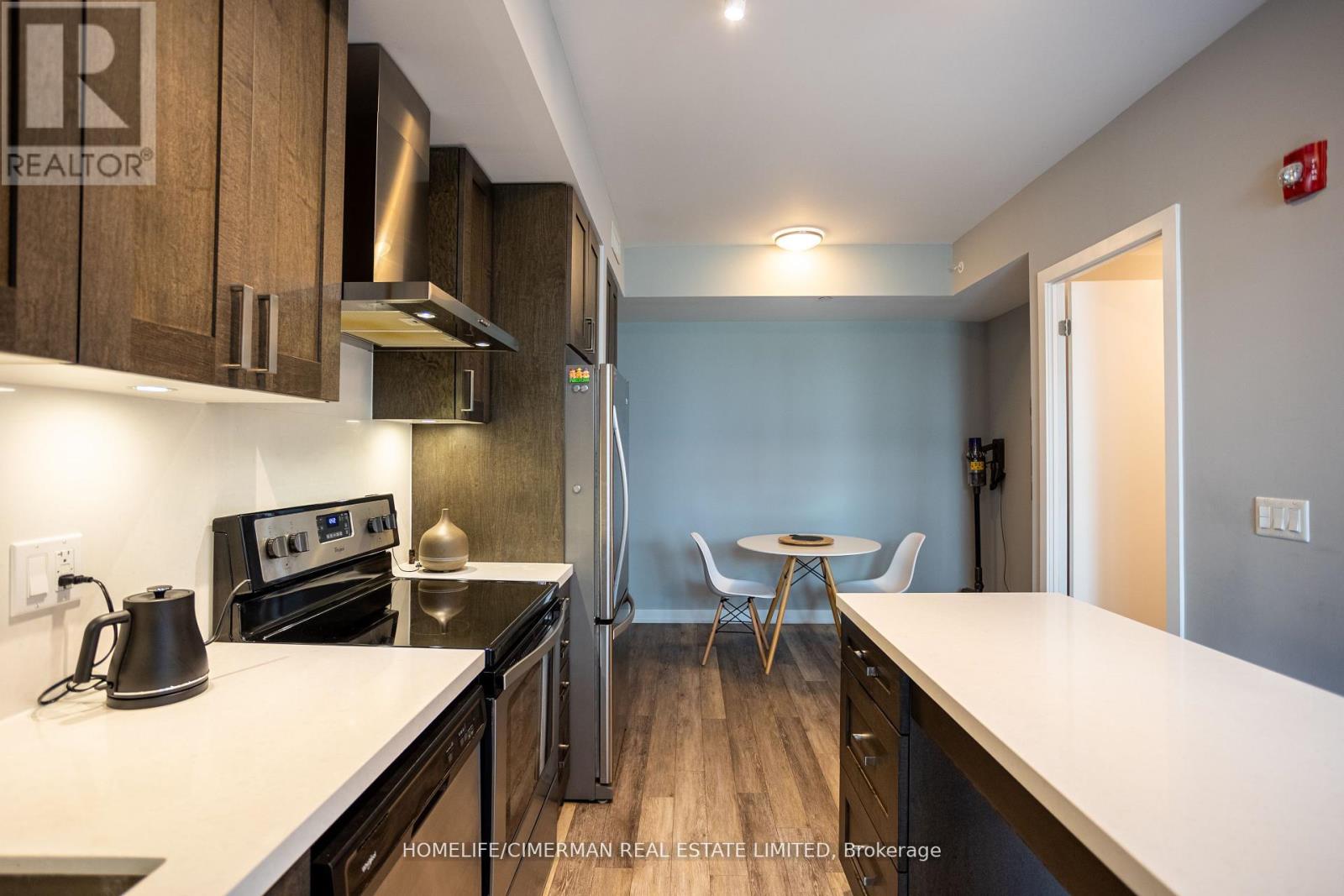C323 - 5260 Dundas Street, Burlington, Ontario  L7L 0J7 - Photo 24 - W12337623