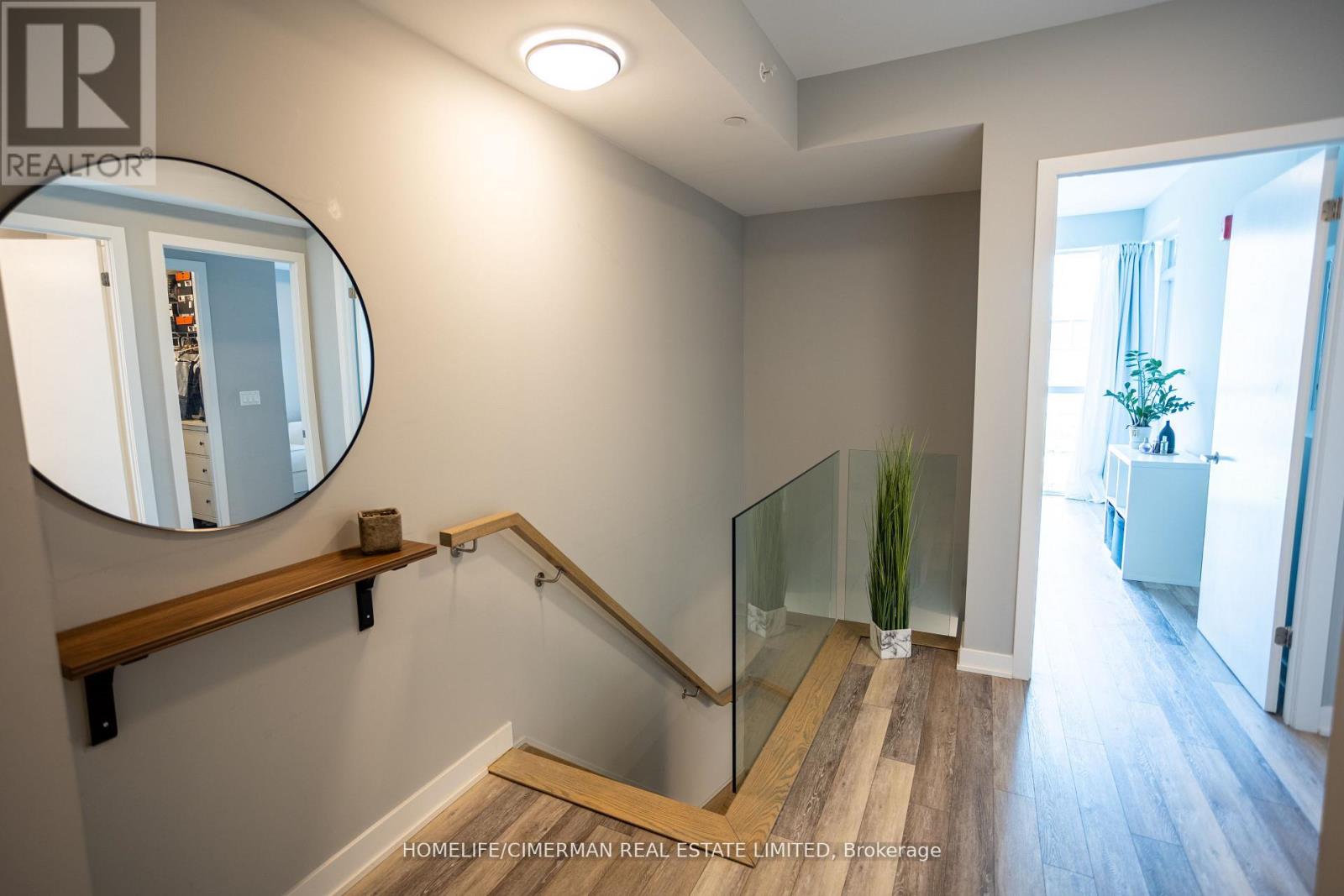 C323 - 5260 Dundas Street, Burlington, Ontario  L7L 0J7 - Photo 6 - W12337623