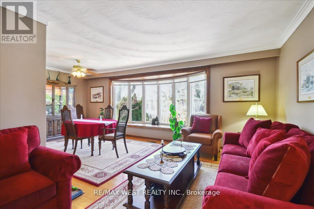 Property at 9 MARGRATH PLACE image 2