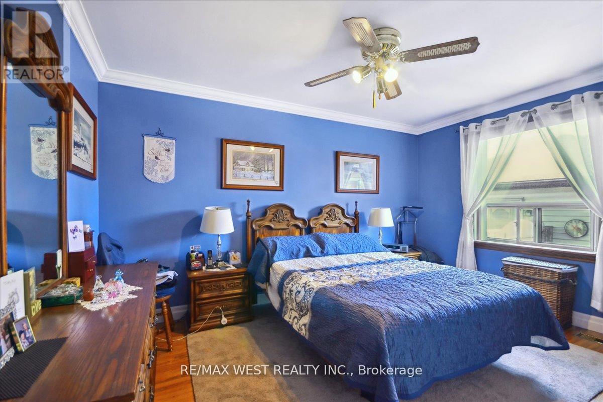Property at 9 MARGRATH PLACE image 5