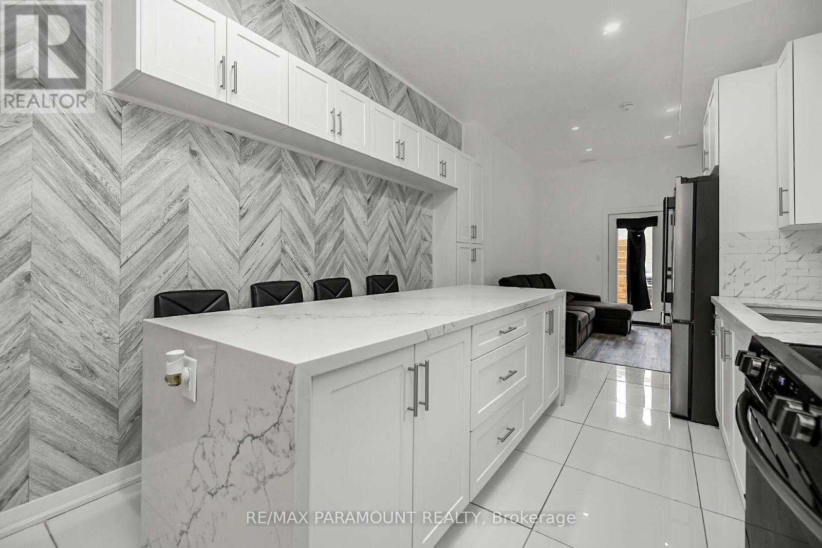 121 Mulock Avenue, Toronto, Ontario  M6N 3C5 - Photo 18 - W12337640