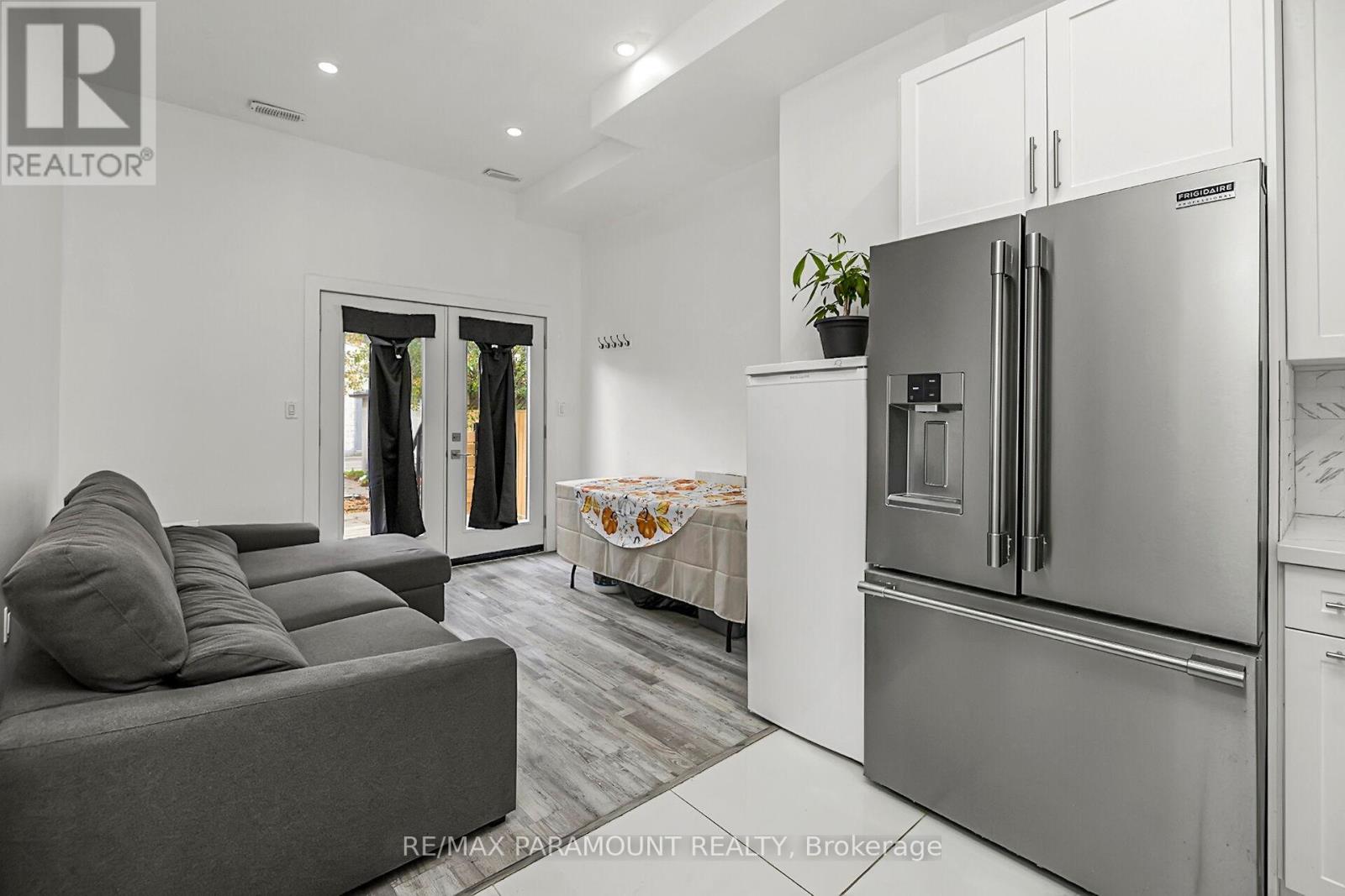 121 Mulock Avenue, Toronto, Ontario  M6N 3C5 - Photo 22 - W12337640