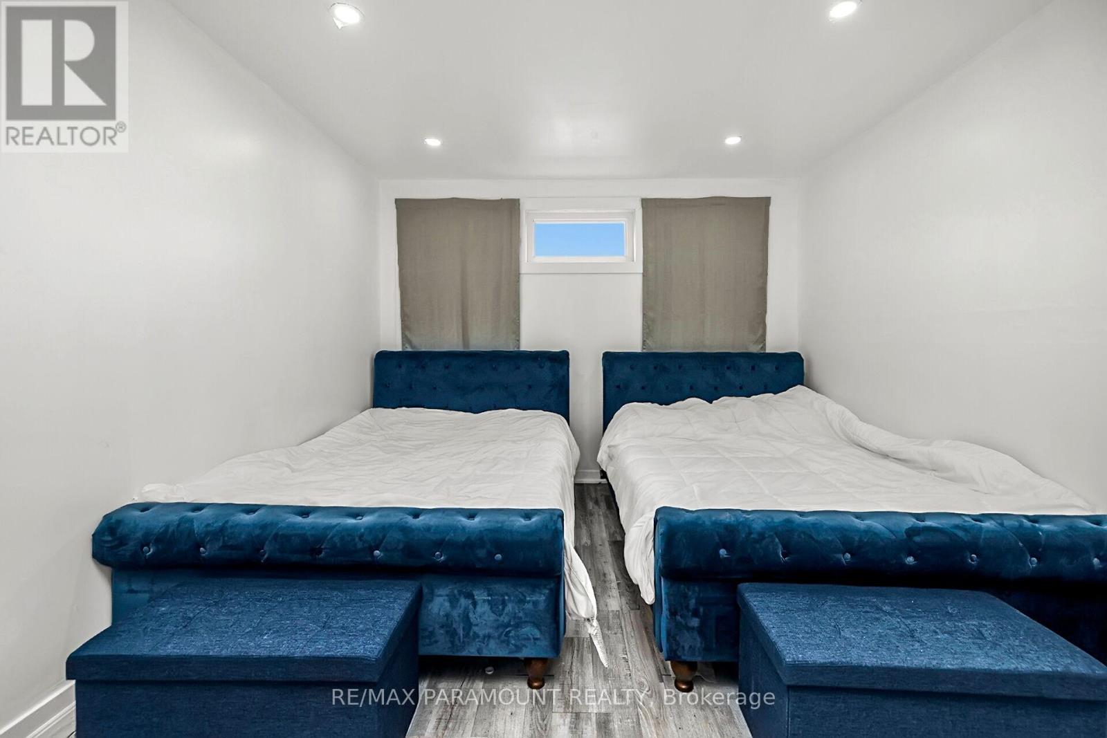 121 Mulock Avenue, Toronto, Ontario  M6N 3C5 - Photo 32 - W12337640