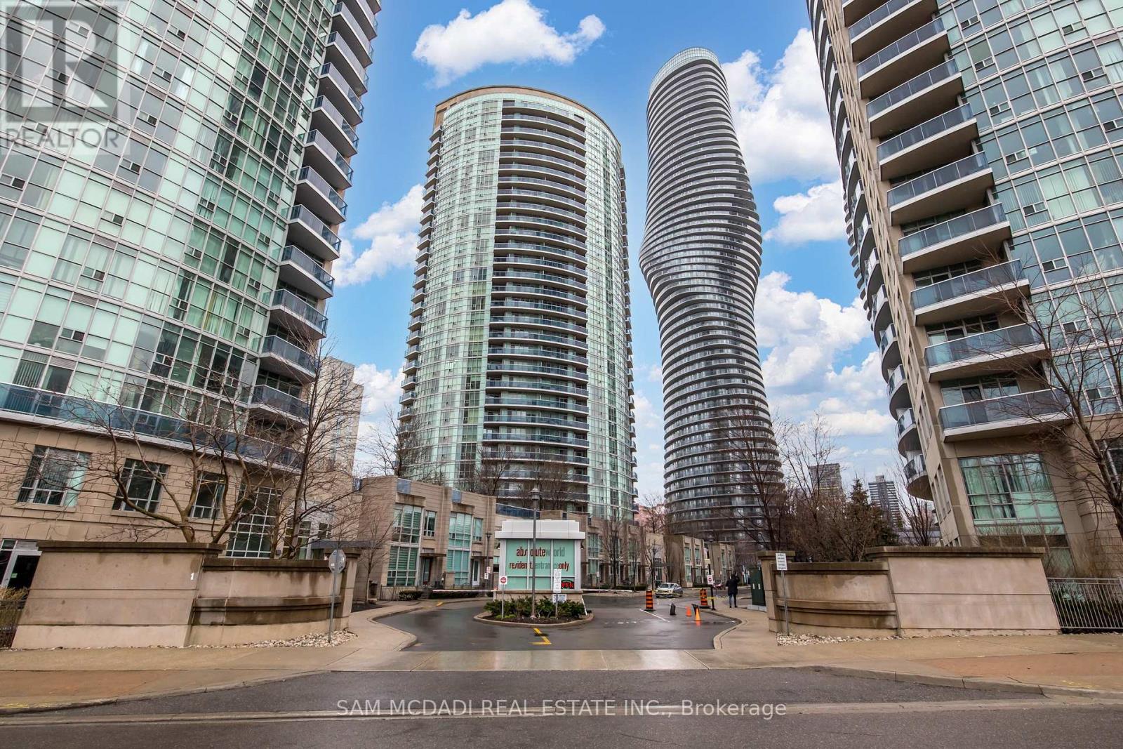 Property at TH119 - 90 ABSOLUTE AVENUE image 1