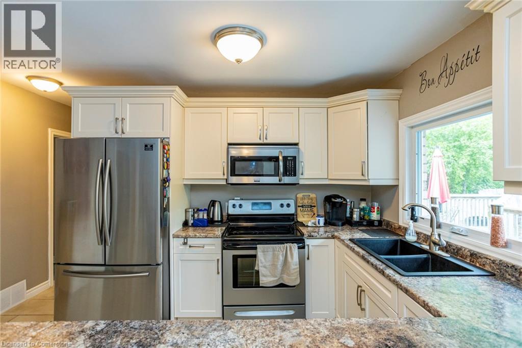 Photo 11 of 40 for 594 Gordon Avenue