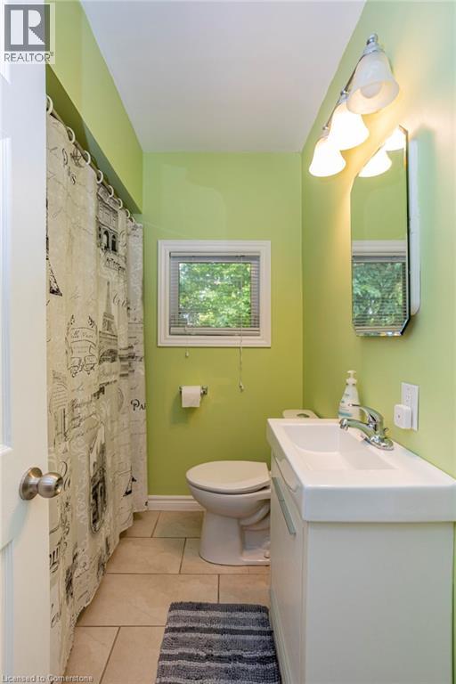 Photo 33 of 40 for 594 Gordon Avenue