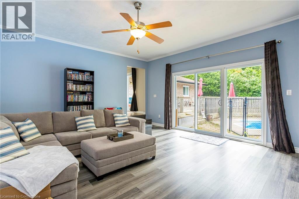 Property at 594 GORDON Avenue image 4