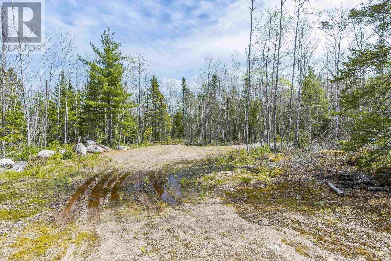 782 Waterloo Avenue, Waterloo Lake, Nova Scotia  B0S 1P0 - Photo 9 - 202510934