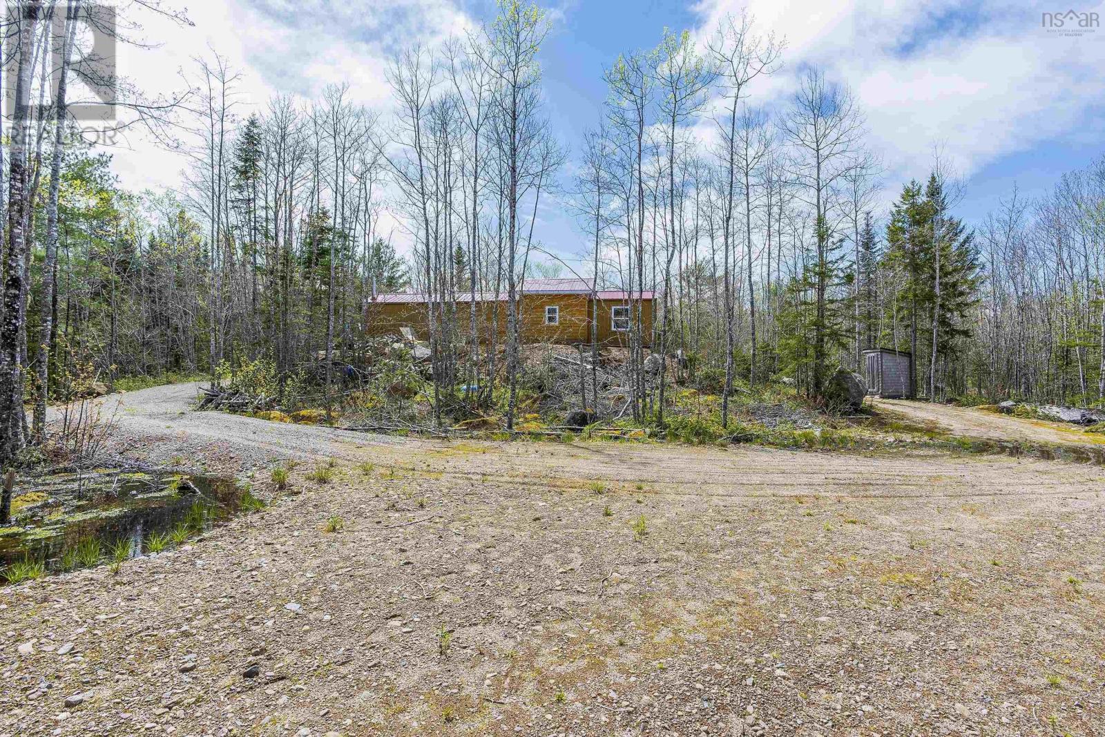 782 Waterloo Avenue, Waterloo Lake, Nova Scotia  B0S 1P0 - Photo 5 - 202510934