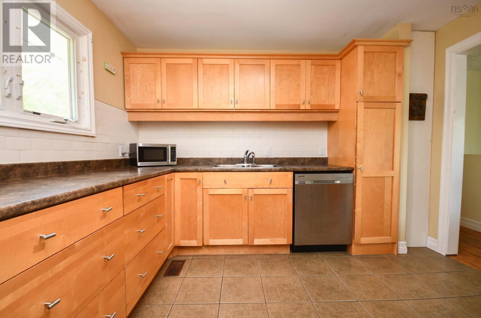95 Quaker Crescent, Lower Sackville, Nova Scotia  B4C 2Z1 - Photo 18 - 202515751