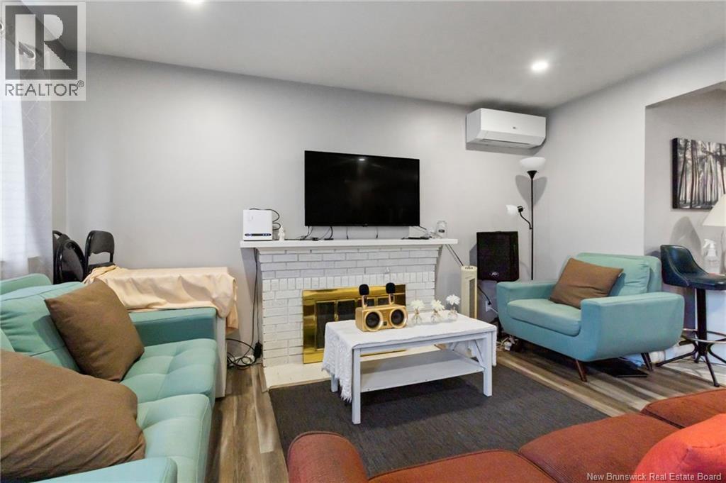 12 Mitchner Avenue, Moncton, New Brunswick  E1C 7N6 - Photo 3 - NB124681