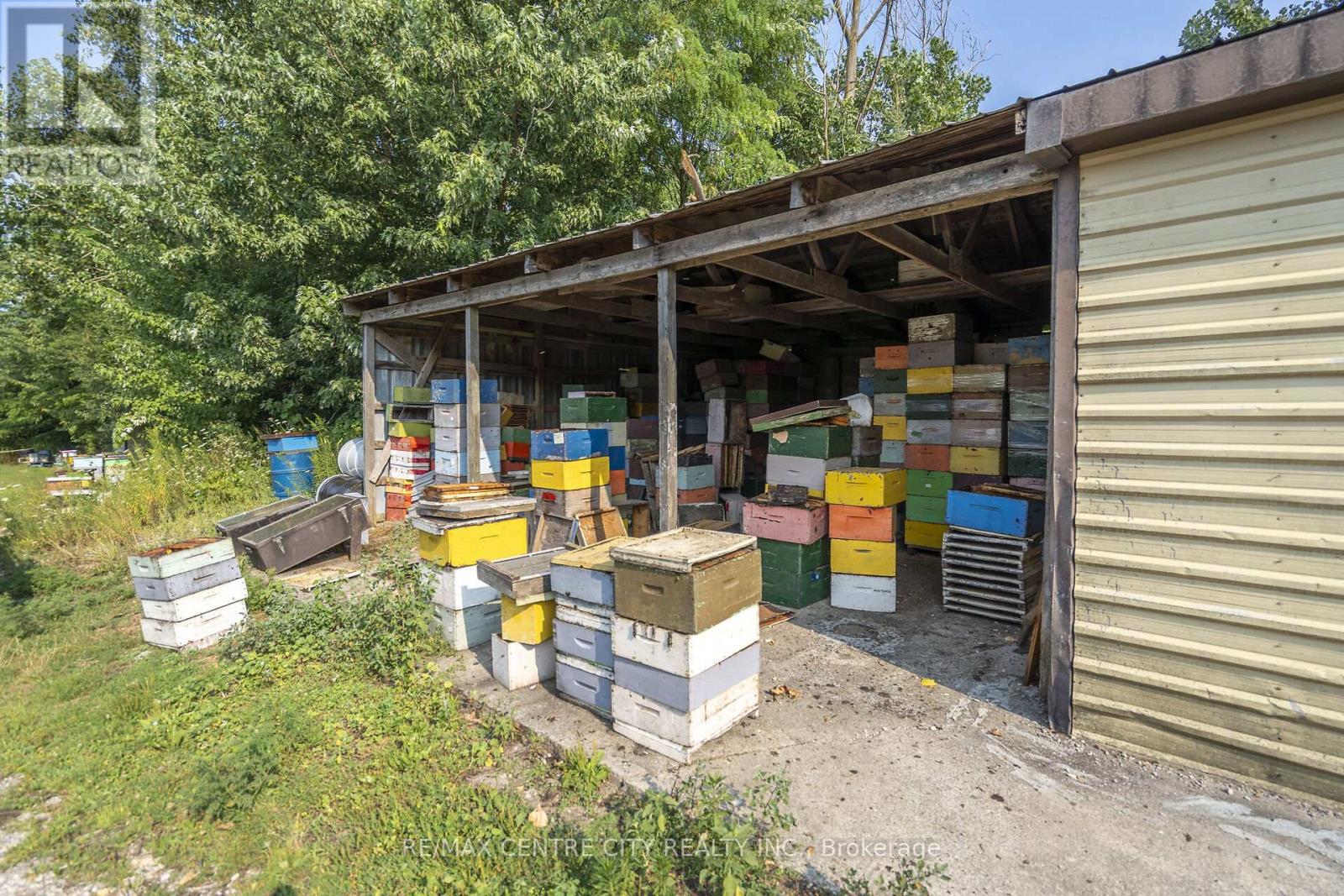 39006 Zurich-Hensall Road, Bluewater, Ontario  N0M 1X0 - Photo 24 - X12337728