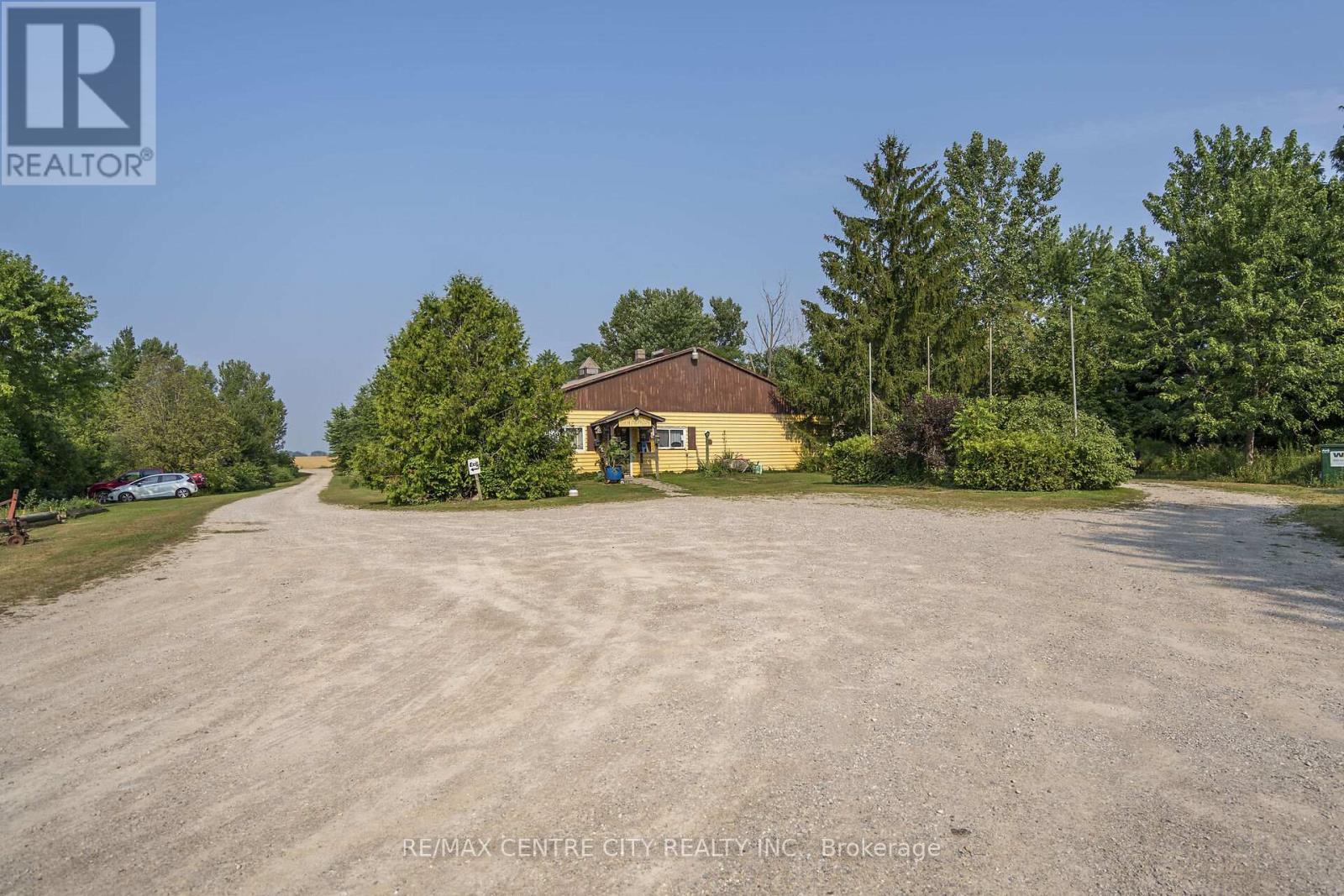 39006 Zurich-Hensall Road, Bluewater, Ontario  N0M 1X0 - Photo 27 - X12337728