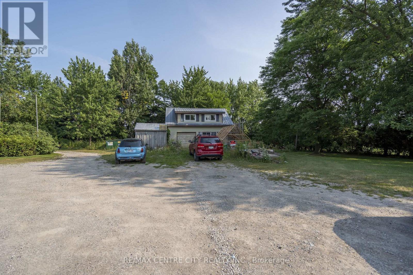 39006 Zurich-Hensall Road, Bluewater, Ontario  N0M 1X0 - Photo 28 - X12337728