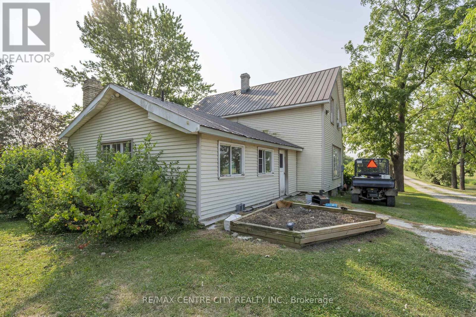 39006 Zurich-Hensall Road, Bluewater, Ontario  N0M 1X0 - Photo 31 - X12337728