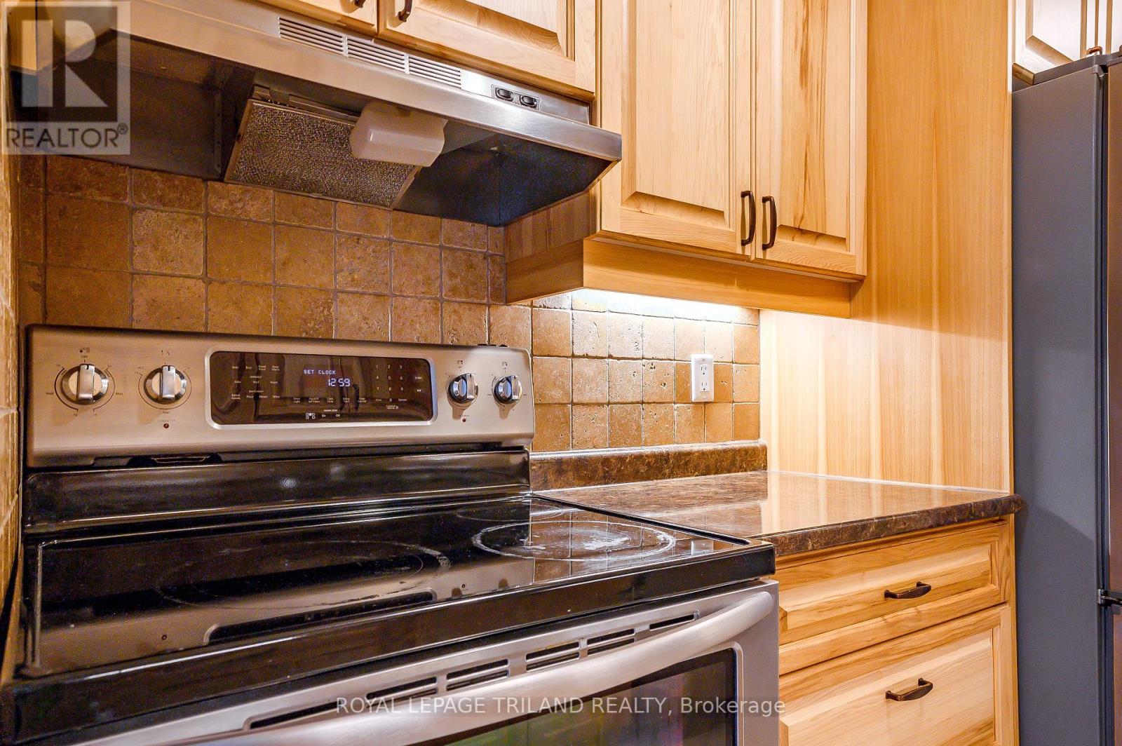 68 - 1096 Jalna Boulevard, London South, Ontario  N6E 2S2 - Photo 14 - X12337780