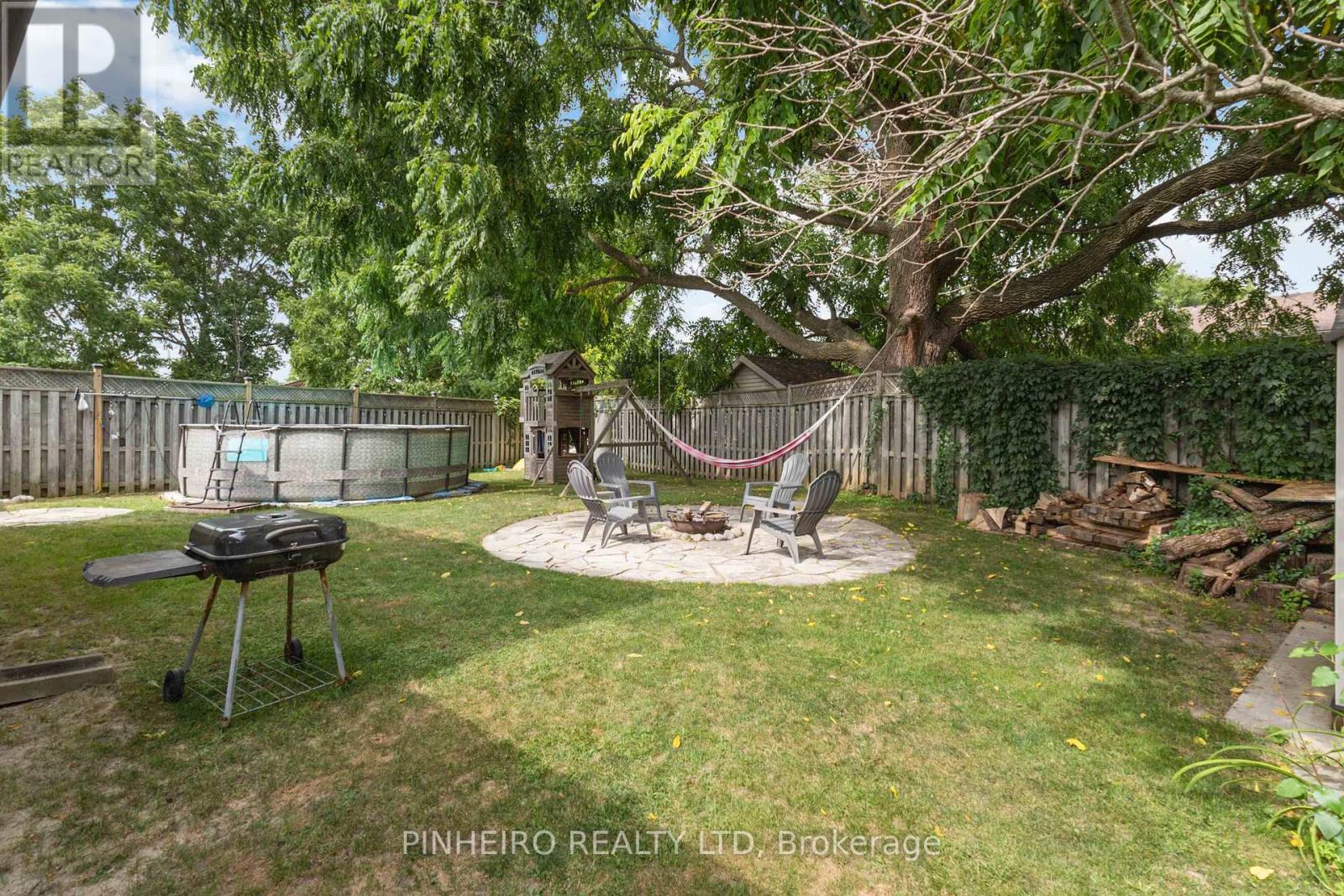 195 Portsmouth Crescent E, London East, Ontario  N5V 4C8 - Photo 26 - X12337789