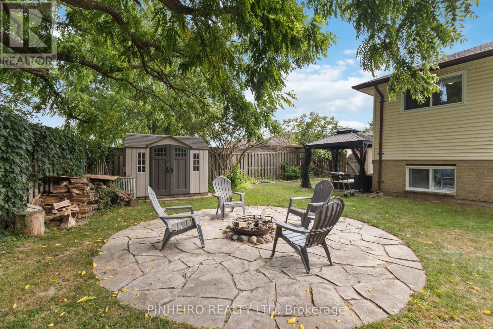 195 Portsmouth Crescent E, London East, Ontario  N5V 4C8 - Photo 30 - X12337789