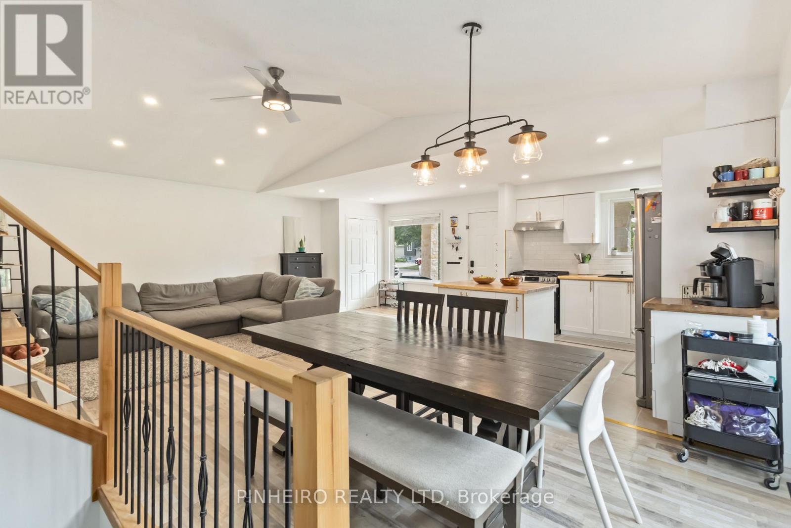 195 Portsmouth Crescent E, London East, Ontario  N5V 4C8 - Photo 7 - X12337789