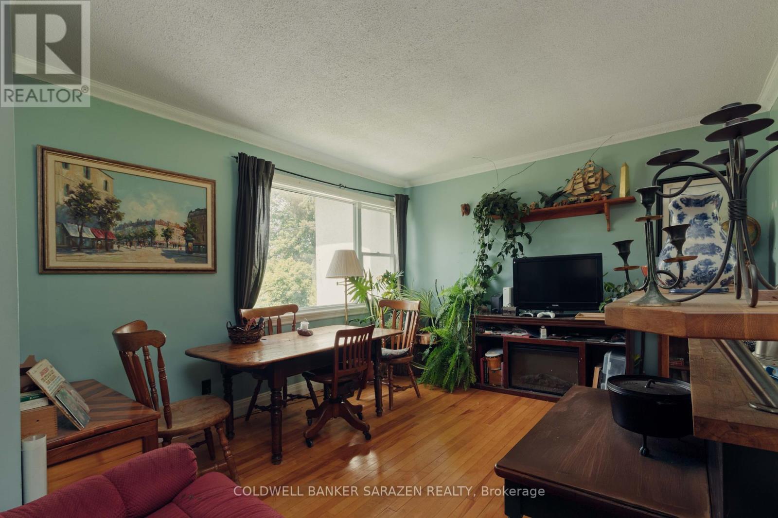 2013 Prince Of Wales Drive, Ottawa, Ontario  K2C 3J7 - Photo 3 - X12337724