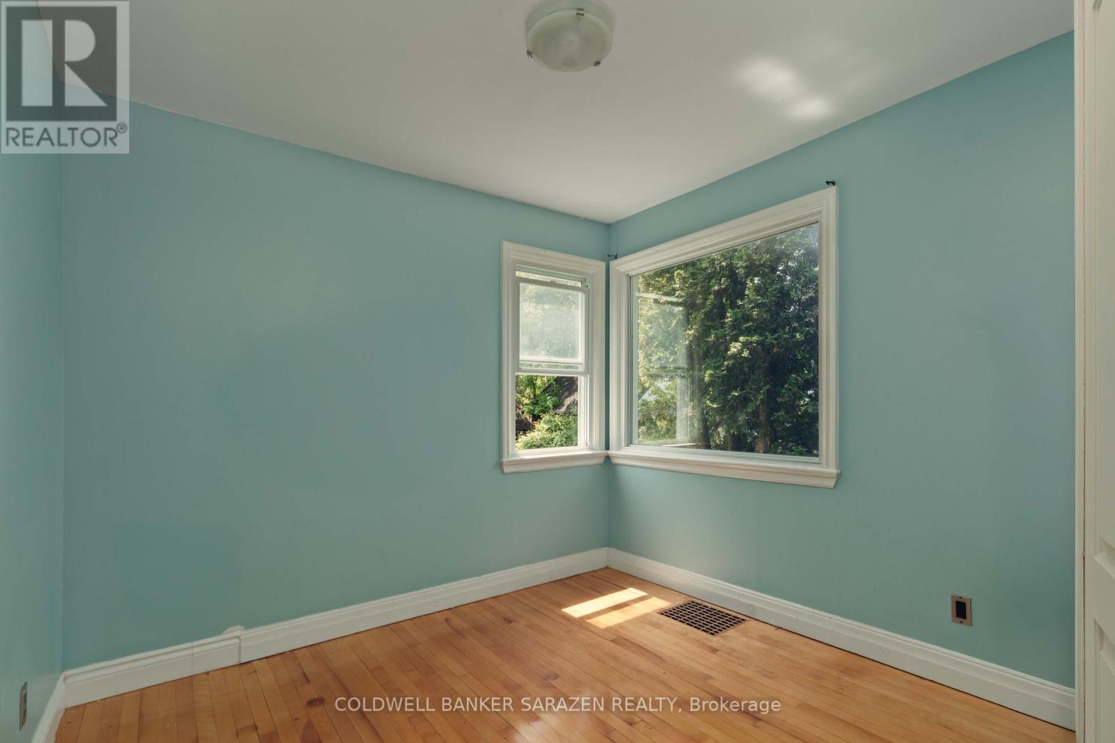 2013 Prince Of Wales Drive, Ottawa, Ontario  K2C 3J7 - Photo 6 - X12337724