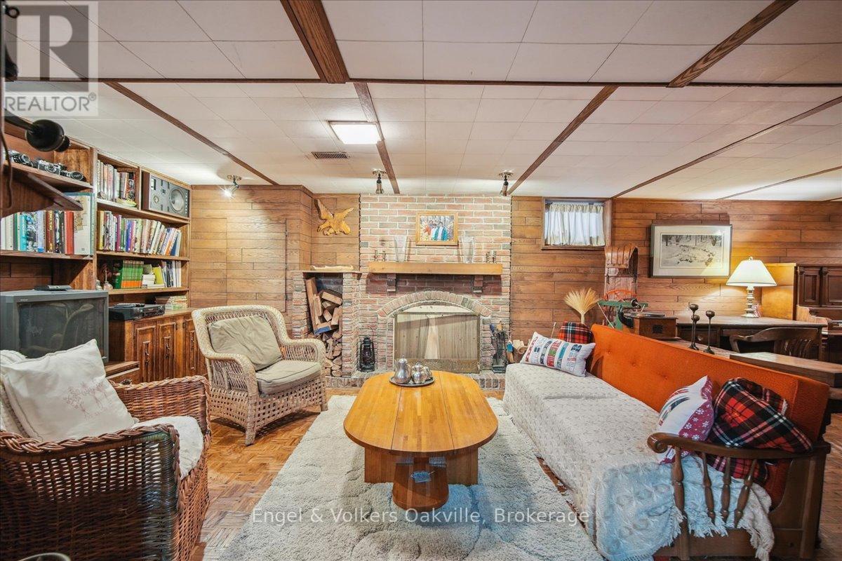 250 Gatestone Avenue, Oakville, Ontario  L6J 5R9 - Photo 29 - W12337765