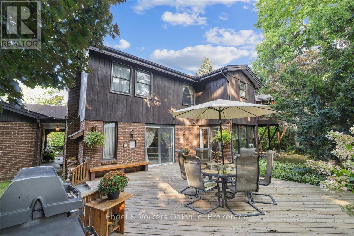250 Gatestone Avenue, Oakville, Ontario  L6J 5R9 - Photo 40 - W12337765