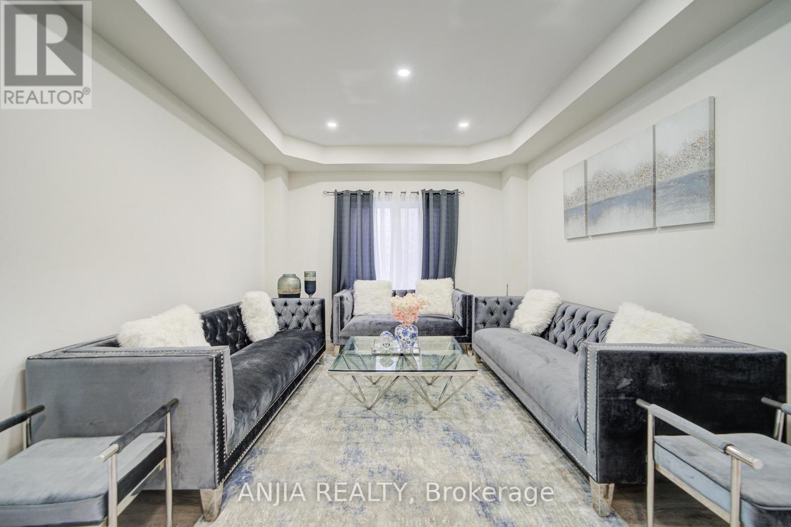 2036 Kurelo Drive, Oshawa, Ontario  L1K 0W7 - Photo 10 - E12337680