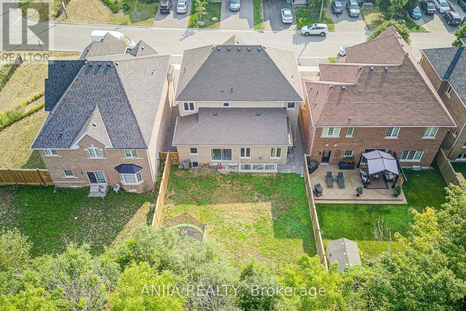 2036 Kurelo Drive, Oshawa, Ontario  L1K 0W7 - Photo 5 - E12337680